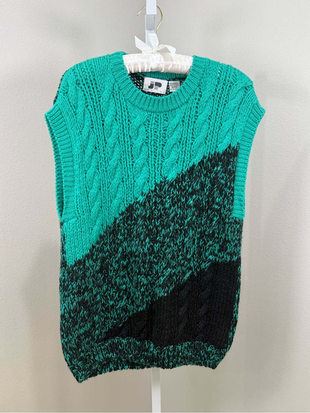 Vintage JP Knits Teal & Black Colorblock Sweater Vest | Chunky Cable Kni